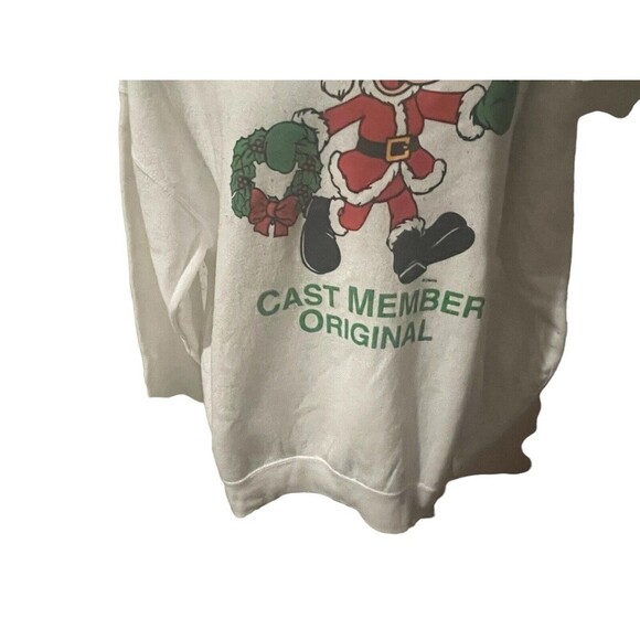 VTG Disney Cast Member Original Sweatshirt Mickey Mouse Holidays Sz Large RARE - Picture 15 of 15